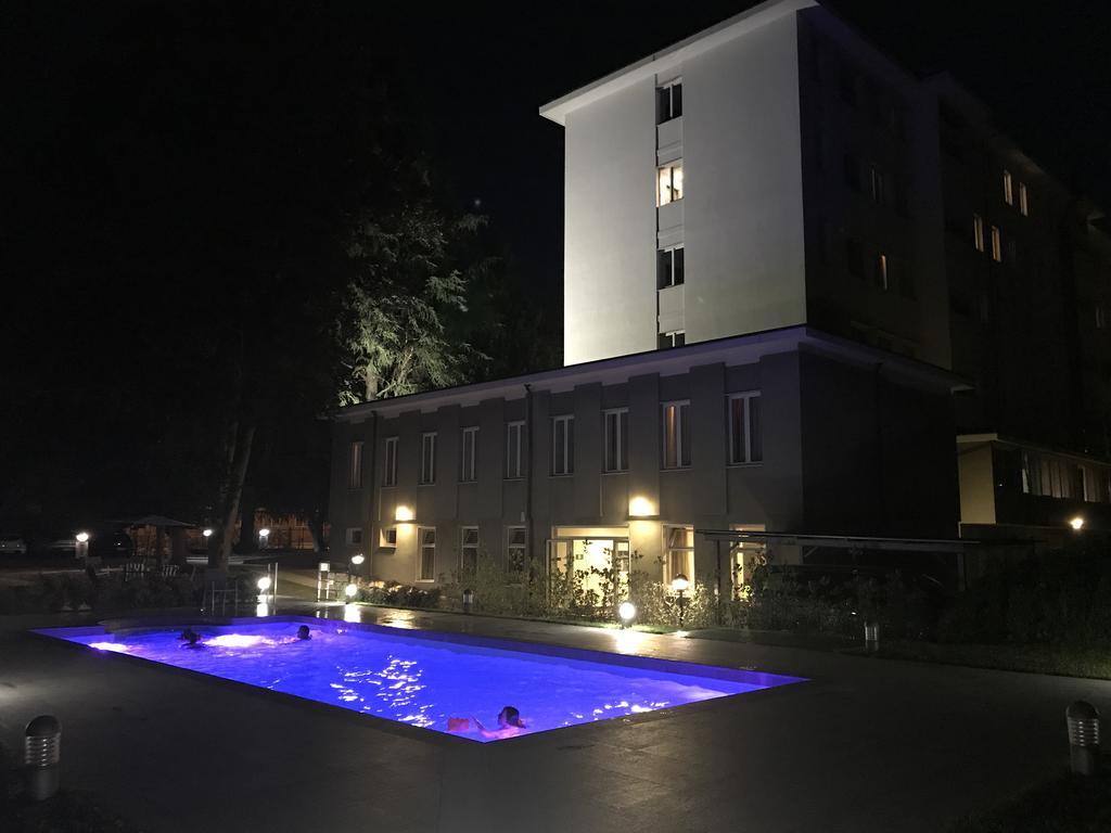 Bis Hotel Varese Ngoại thất bức ảnh