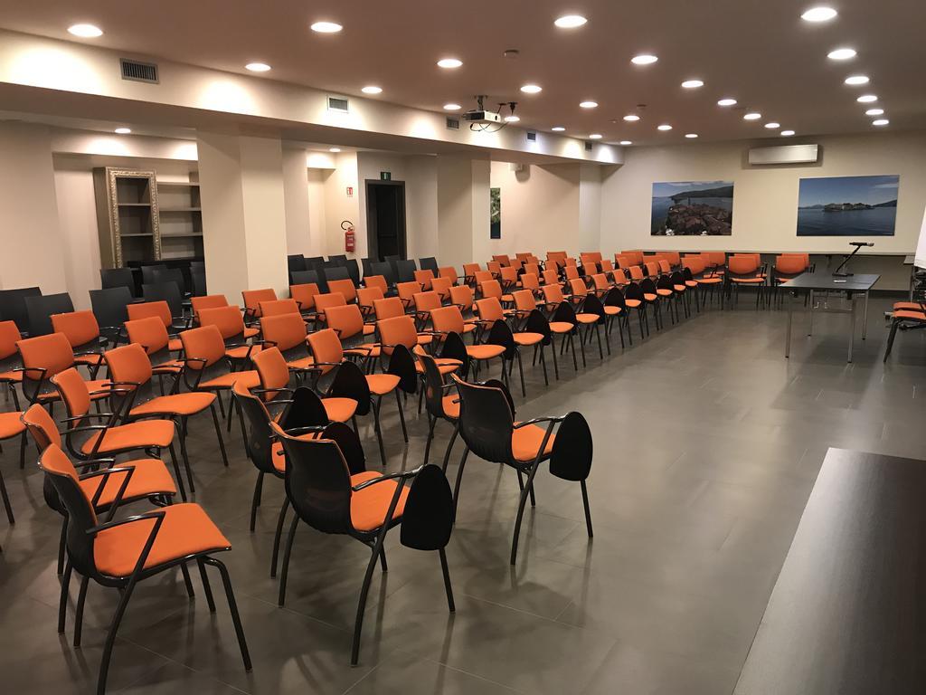 Bis Hotel Varese Ngoại thất bức ảnh